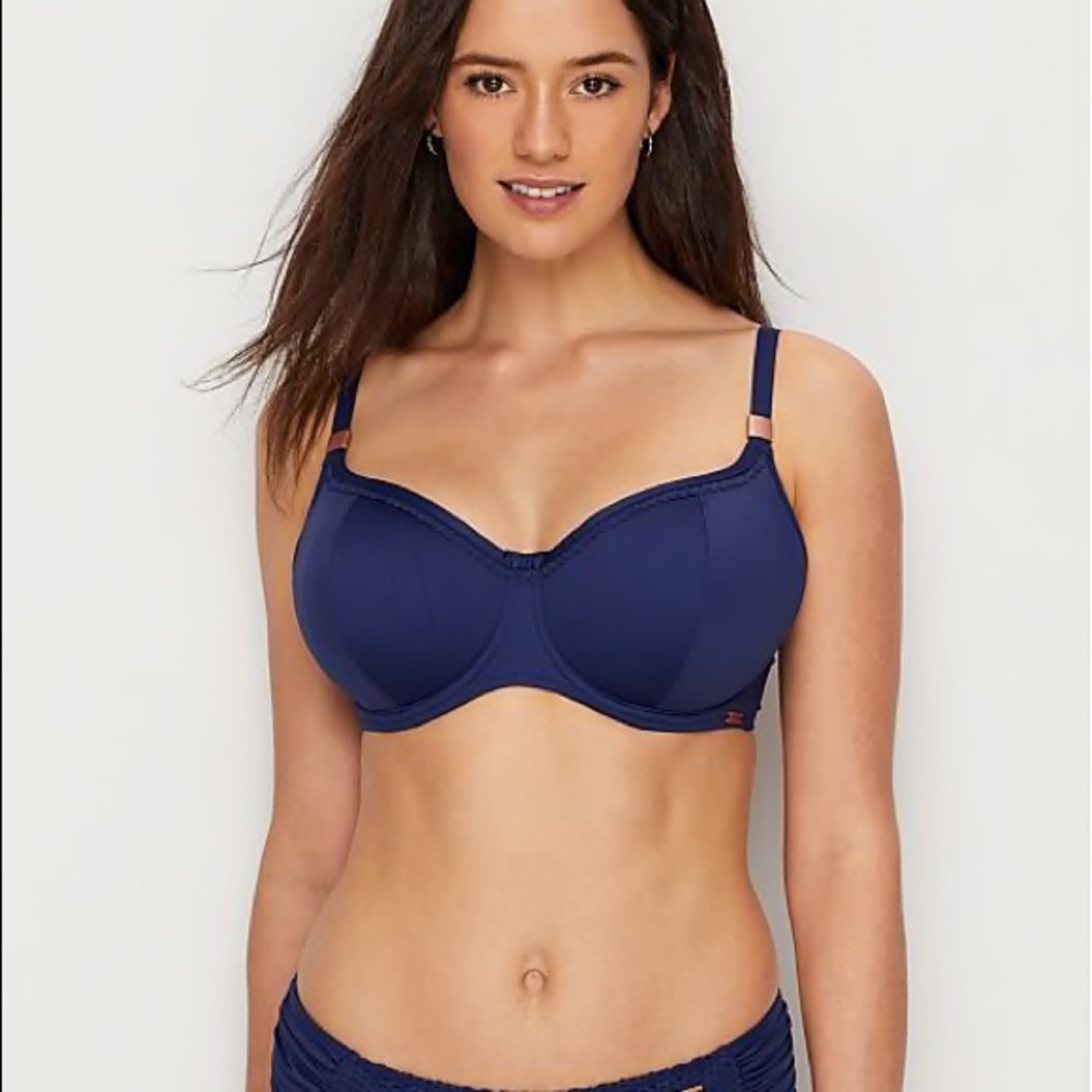 *Almost New* Navy Bikini Top 32F